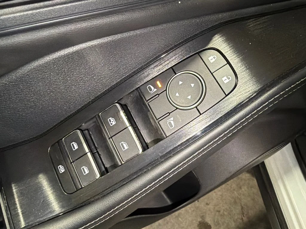 2024 Nissan Rogue SL - Photo 16