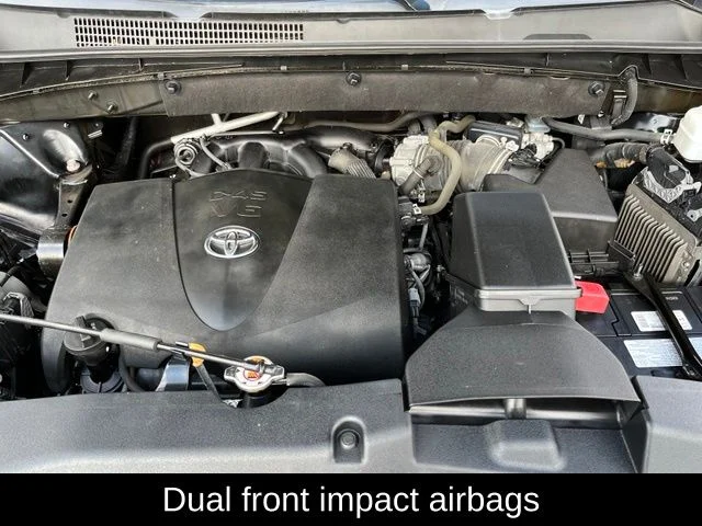 Used 2019 Black Toyota XLE image 26