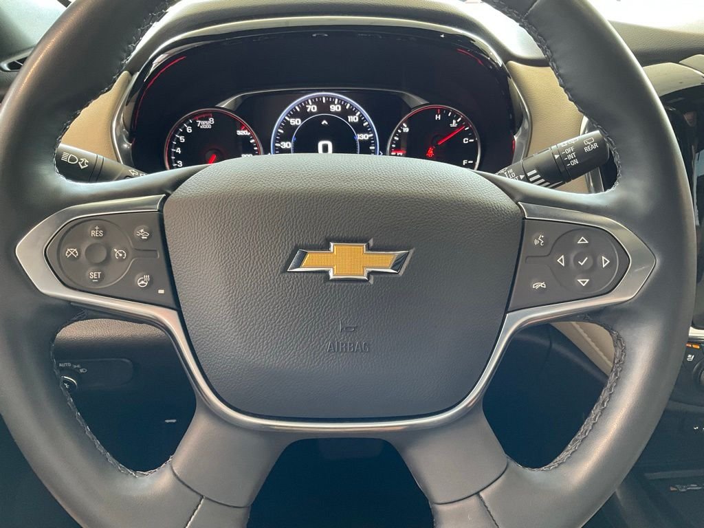 Used 2023 Red Chevrolet Premier image 10