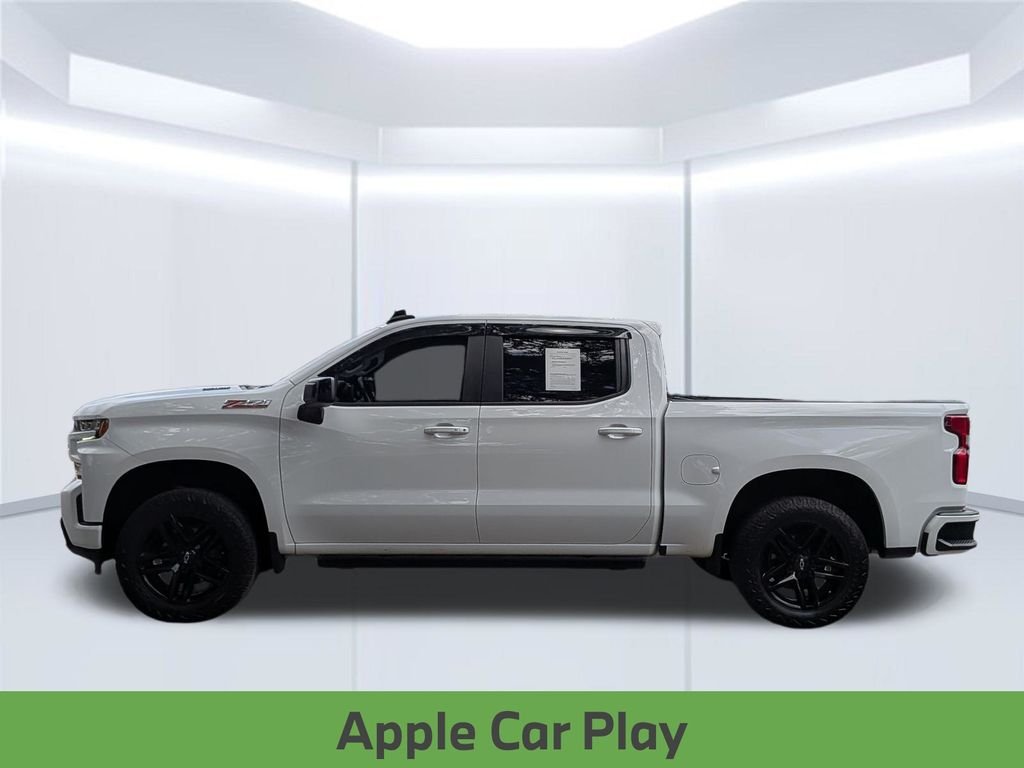 Used 2022 White Chevrolet RST image 2