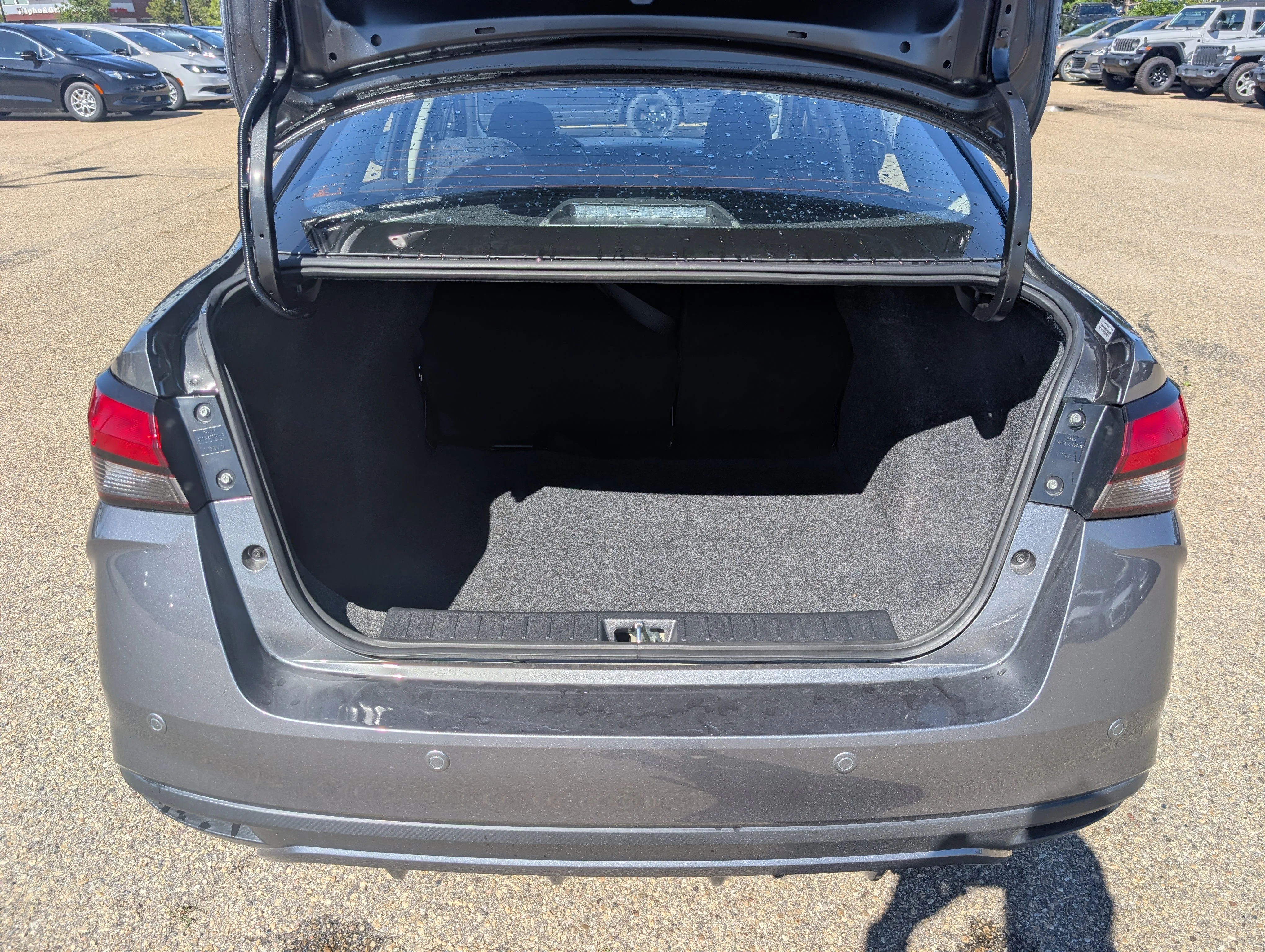 Used 2024 Gray Nissan SV image 6