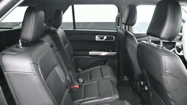 Used 2023 Black Ford XLT image 12