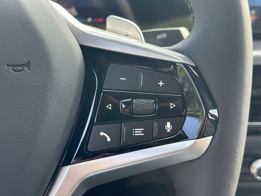 New 2026 Skyscraper Grey Metallic BMW 330i xDrive image 28