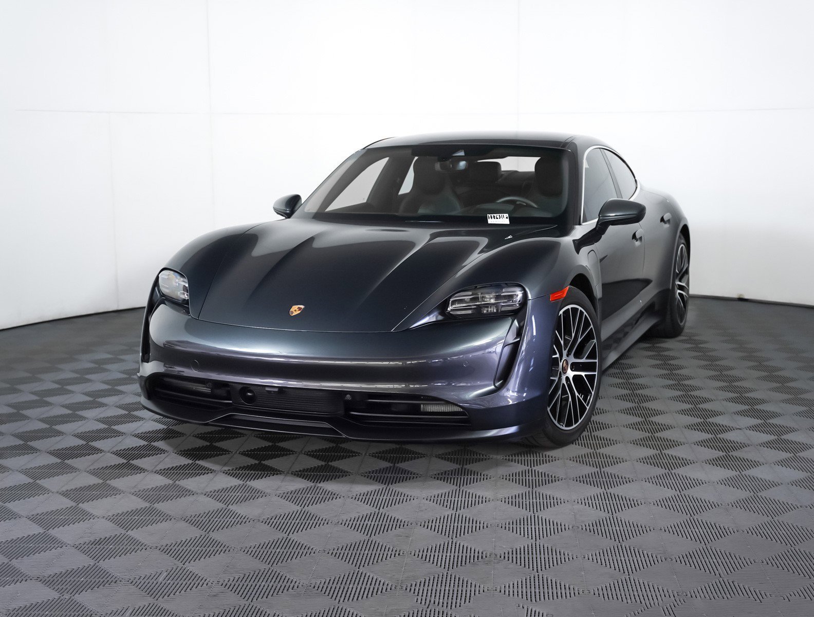 2022 Porsche Taycan S