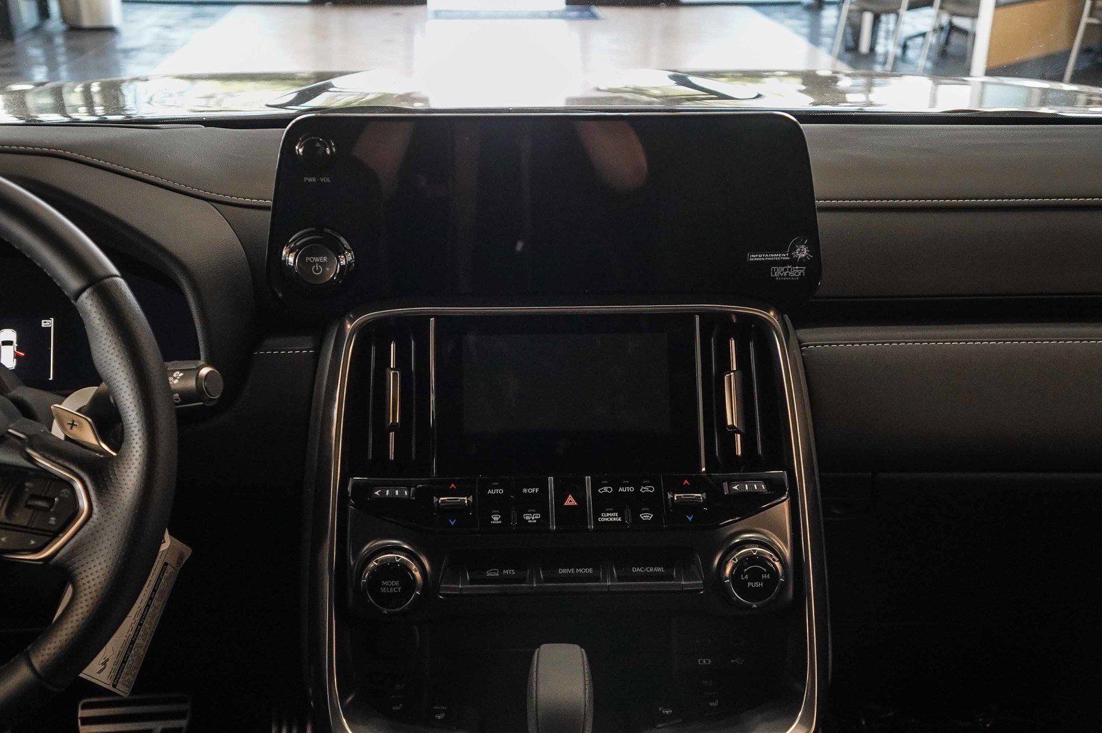 2026 Lexus LX 700h F-Sport - Photo 13