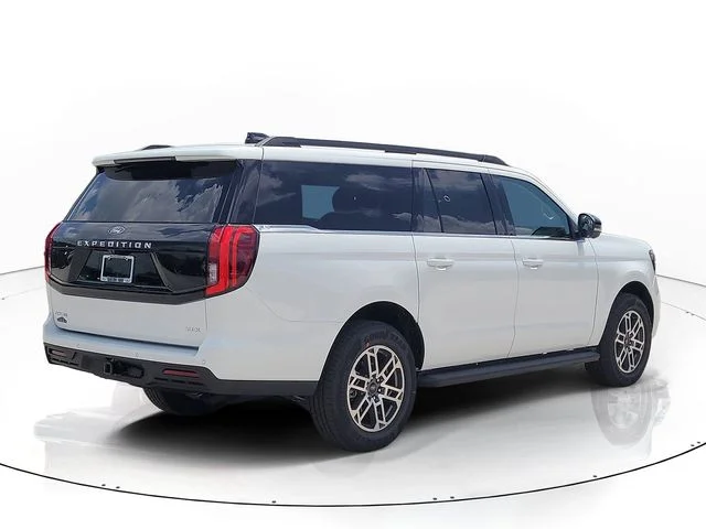 New 2026 Oxford White Ford Active image 5