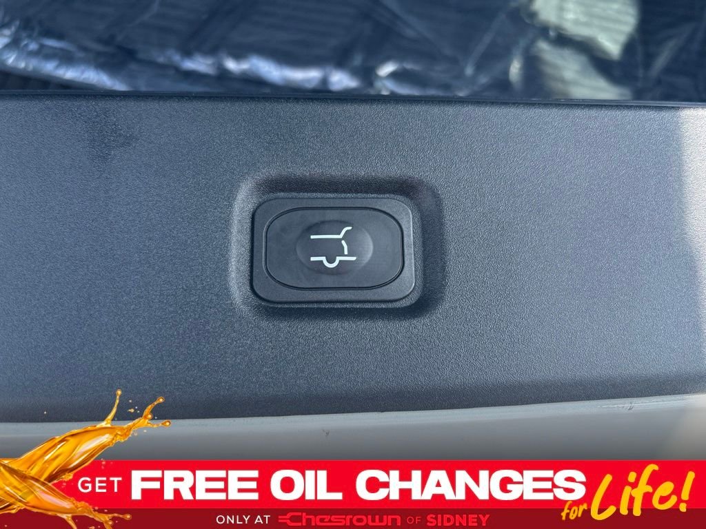 New 2026 Star White Metallic Tri-Coat Ford MAX Platinum® image 32