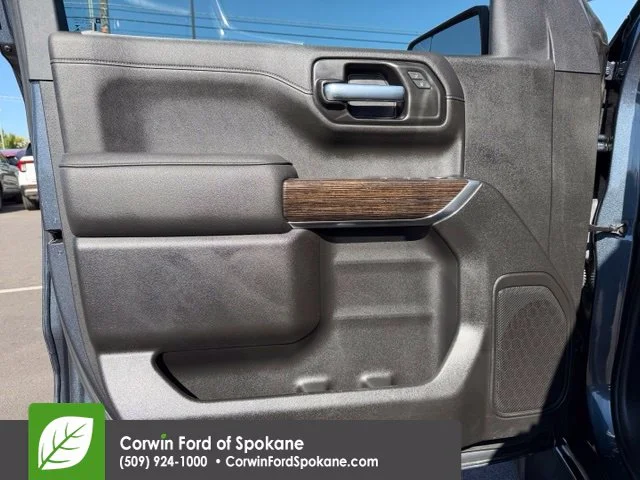 Used 2021 Dark Sky Metallic GMC SLE image 19