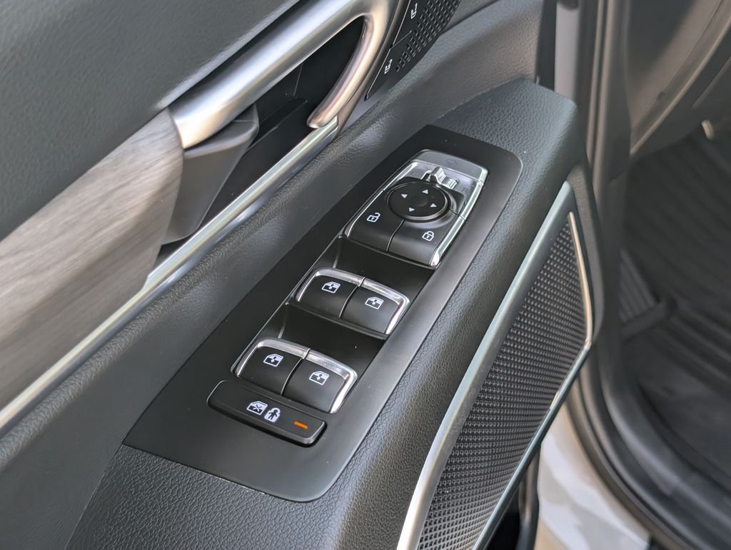 Used 2025 Gray Kia SX X-Line image 25