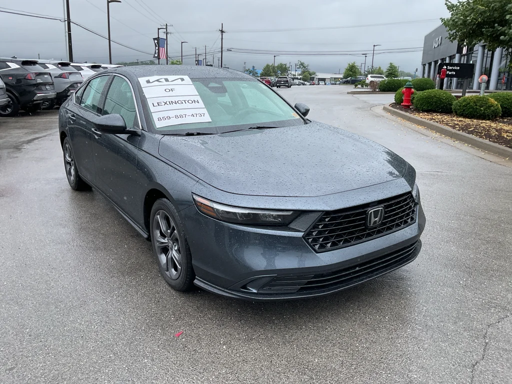 Used 2023 Meteorite Gray Metallic Honda EX image 2