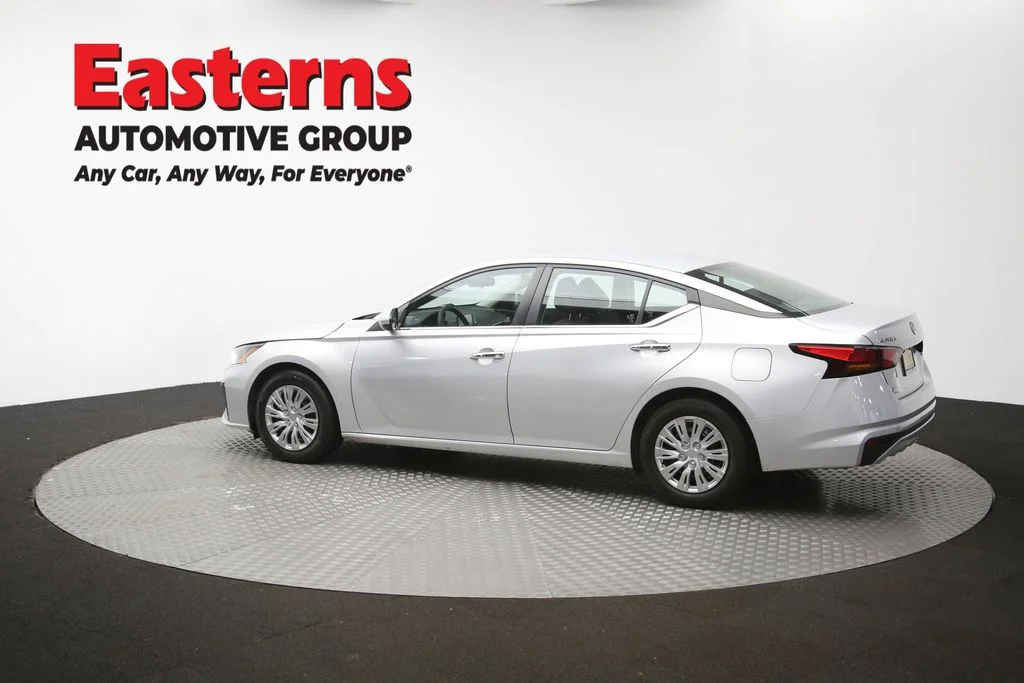 Used 2023 Silver Nissan 2.5 S image 60