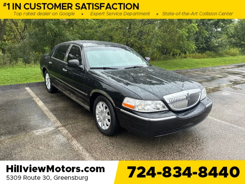 Used 2009 Black Clearcoat Lincoln Signature image 7