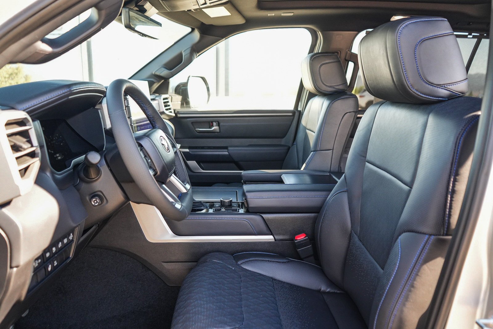 2026 Toyota Sequoia Platinum - Photo 23