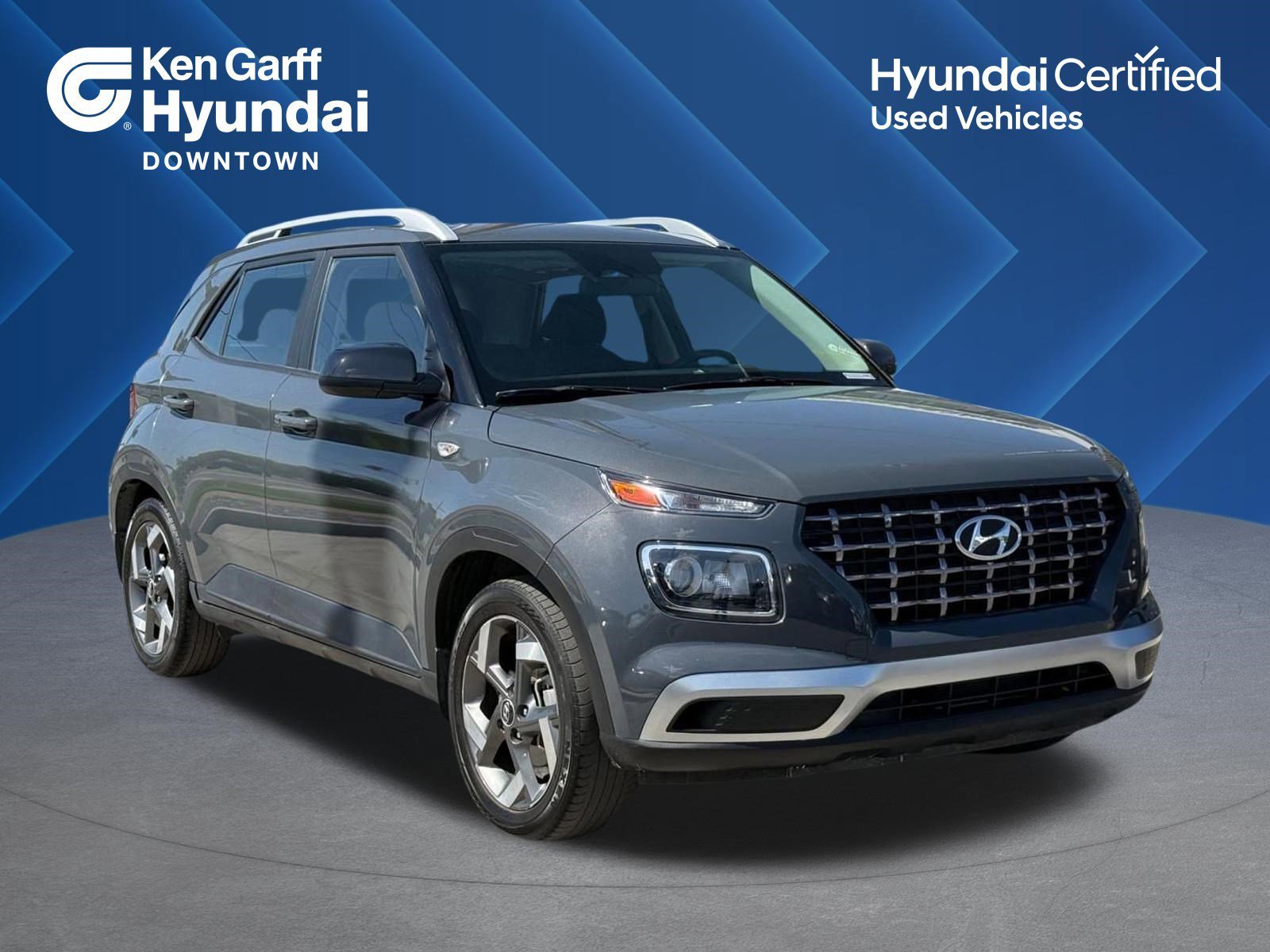 2024 Hyundai Venue SEL IVT's photo