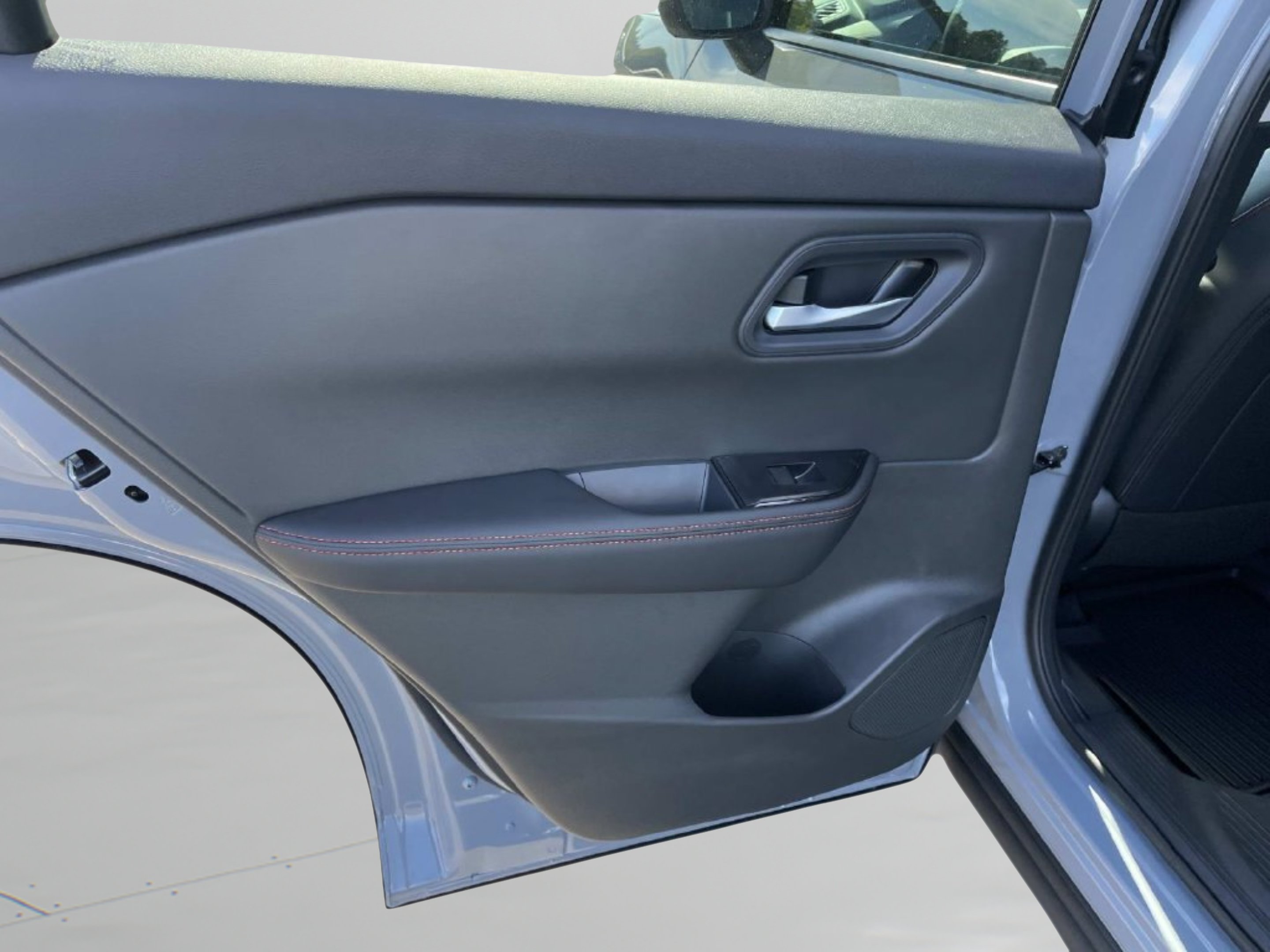 New 2026 Boulder Gray Pearl Nissan Rock Creek image 12