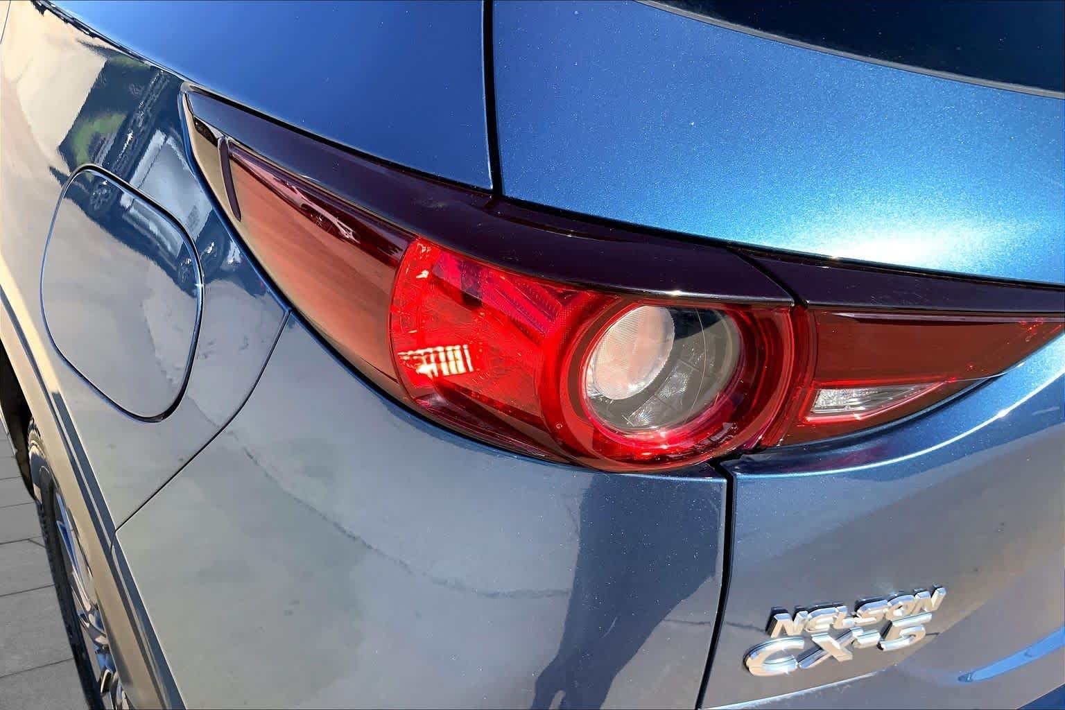 Used 2020 Eternal Blue Mica Mazda Touring image 27