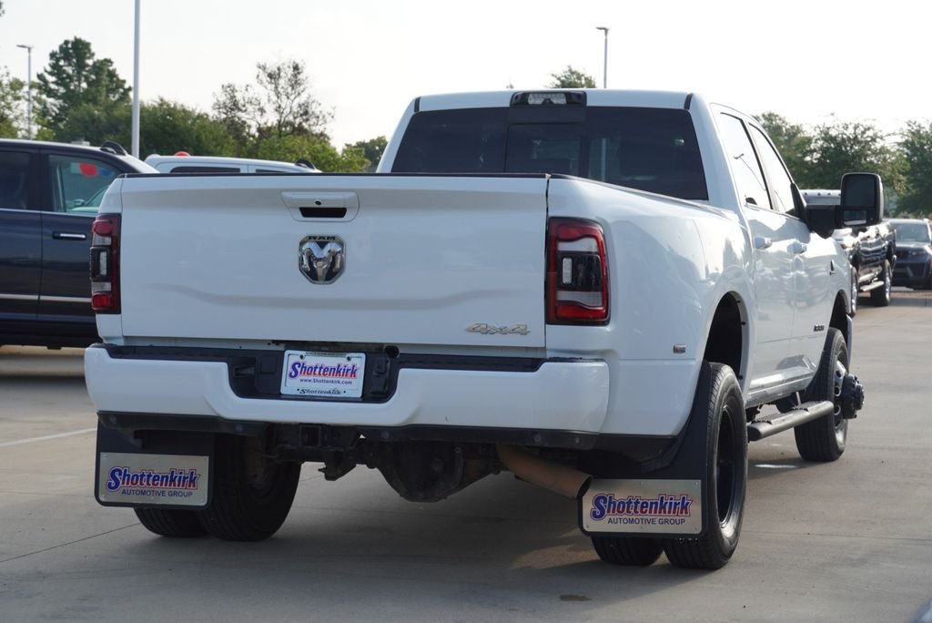 Used 2023 White Ram Laramie image 9