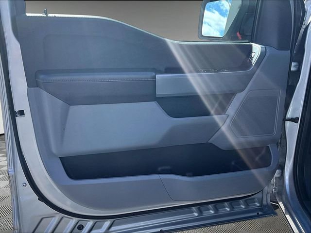 Used 2023 Silver Ford XLT image 18