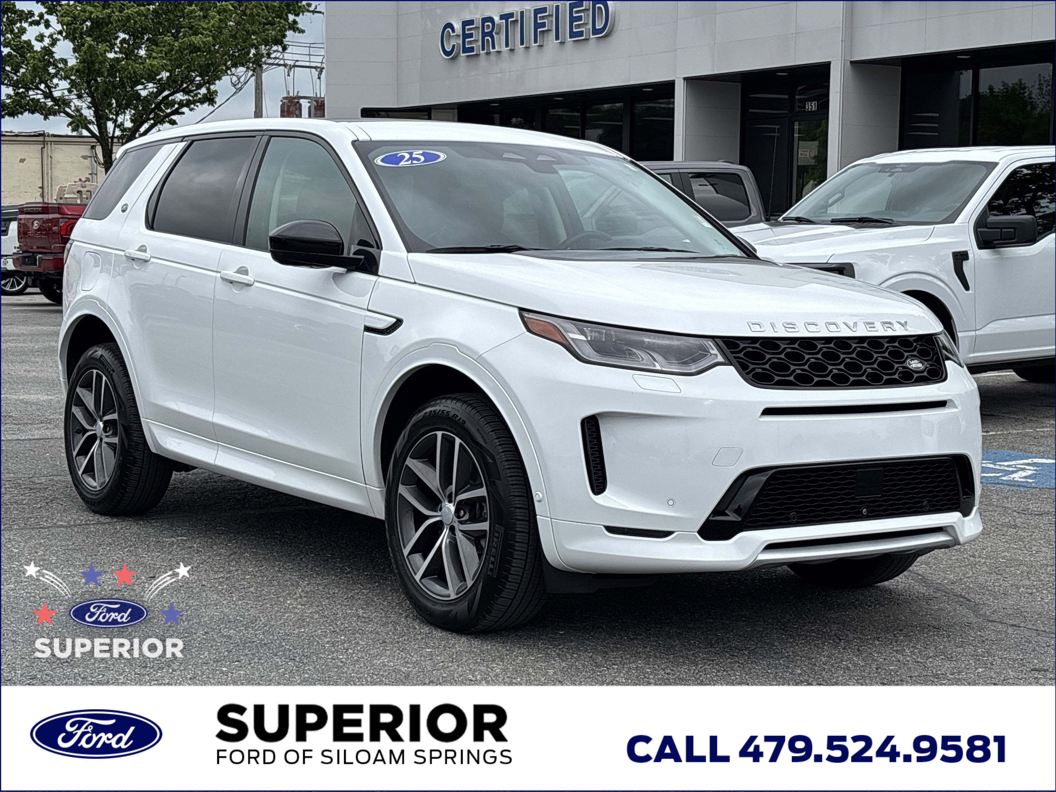 2025 Land Rover Discovery Sport 2.0 S's photo