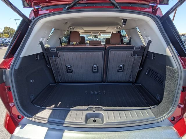 New 2026 Scarlet Ember Tintcoat Nissan Platinum image 28