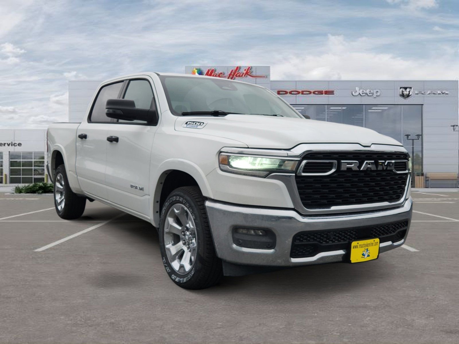 New 2026 Bright White Clear-Coat Exterior Paint RAM Big Horn/Lone Star image 7