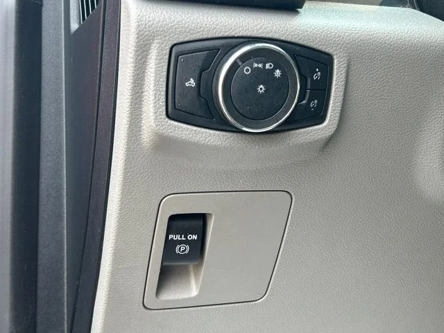 Used 2017 Red Ford XL image 24
