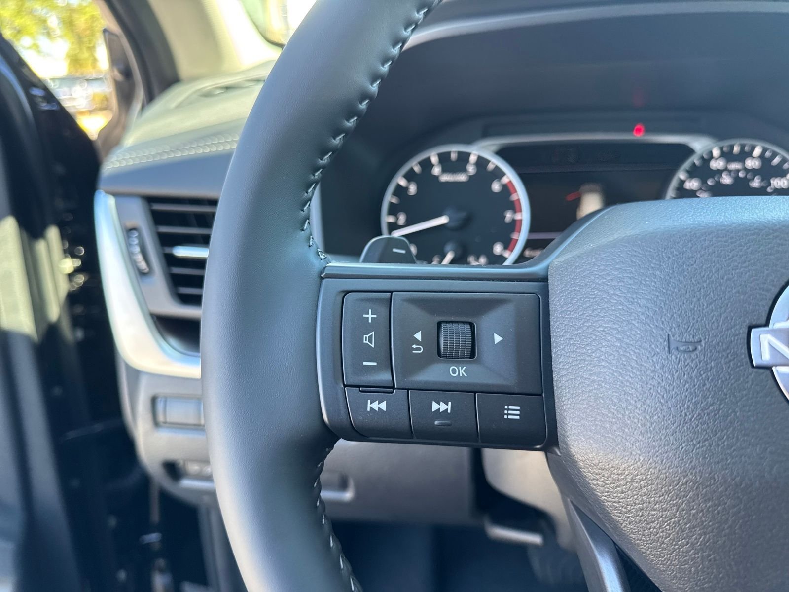 New 2026 Nissan Rogue SV 4D Sport Utility