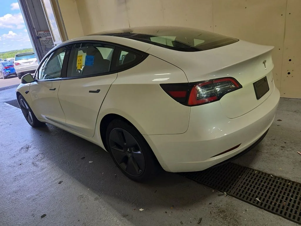 Used 2023 White Tesla Long Range image 4
