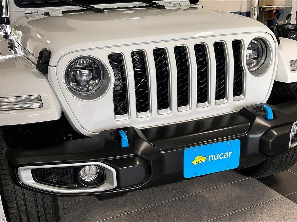 Used 2023 White Jeep Sahara 4xe image 31