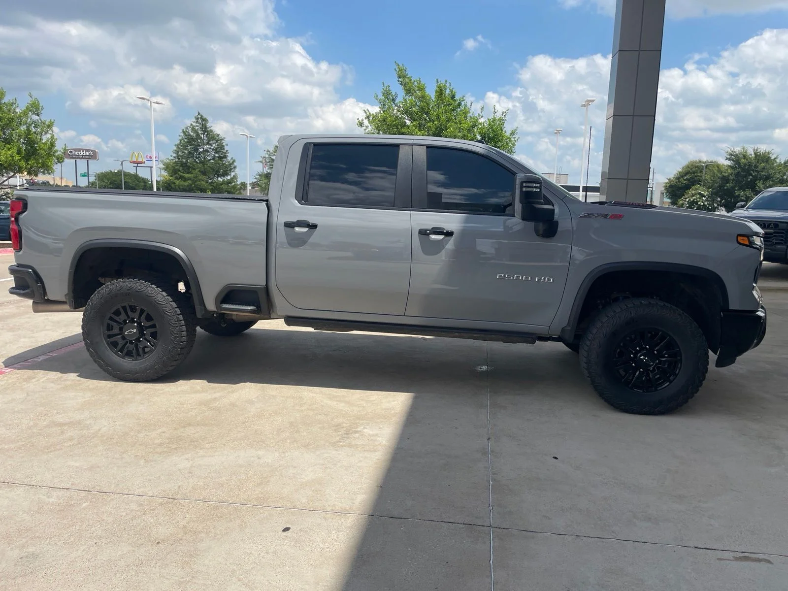 Used 2024 Gray Chevrolet ZR2 image 7