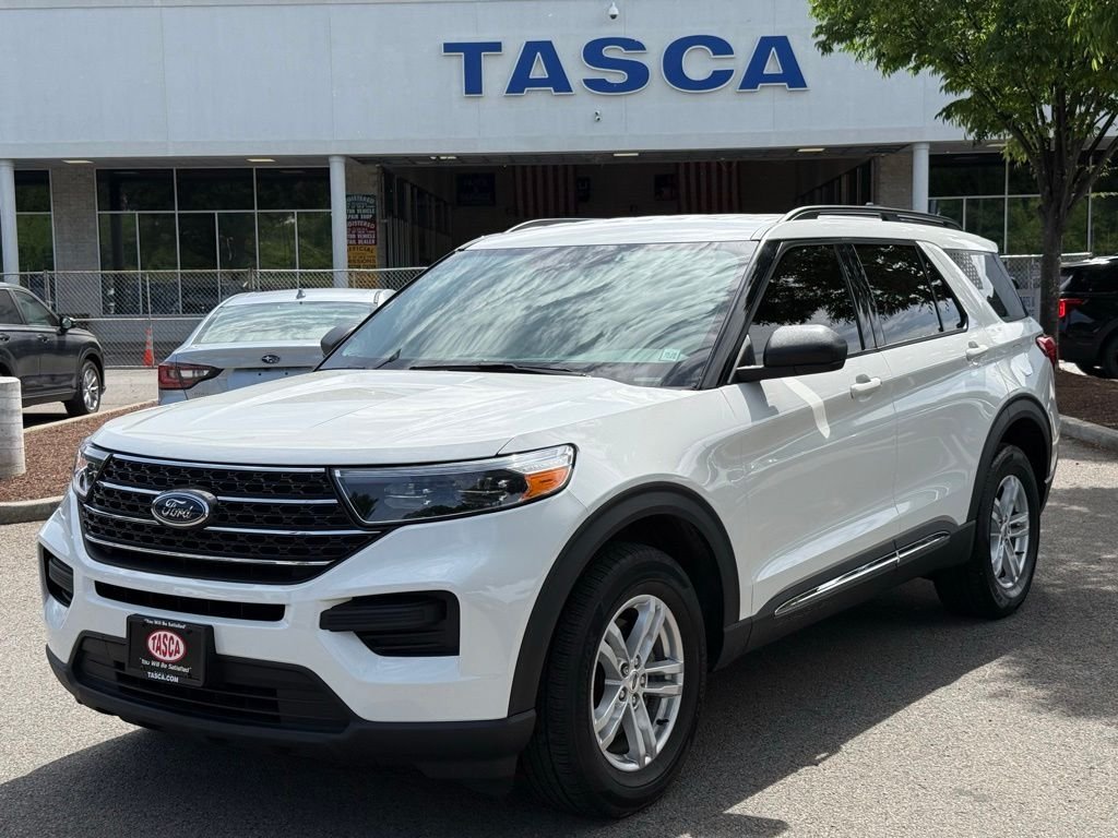 2023 Ford Explorer XLT 4WD's photo