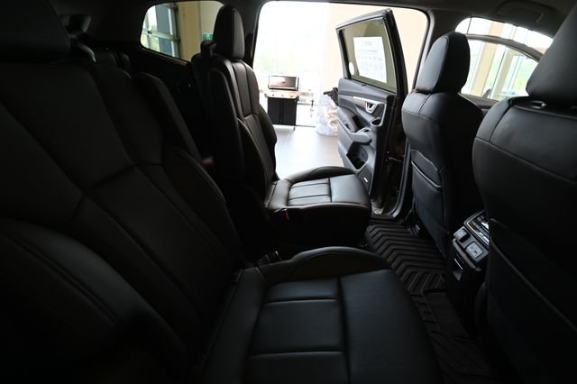 2026 Subaru Ascent Touring - Photo 25