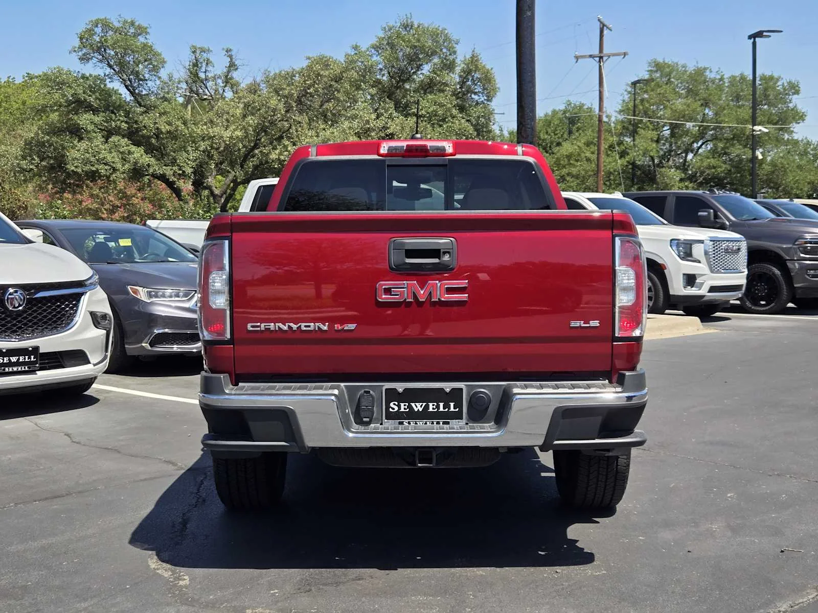 Used 2020 RED QUARTZ TINTCOAT GMC 4WD SLE image 6