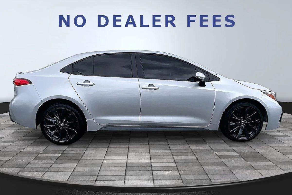 Used 2024 Silver Toyota Hybrid SE image 31