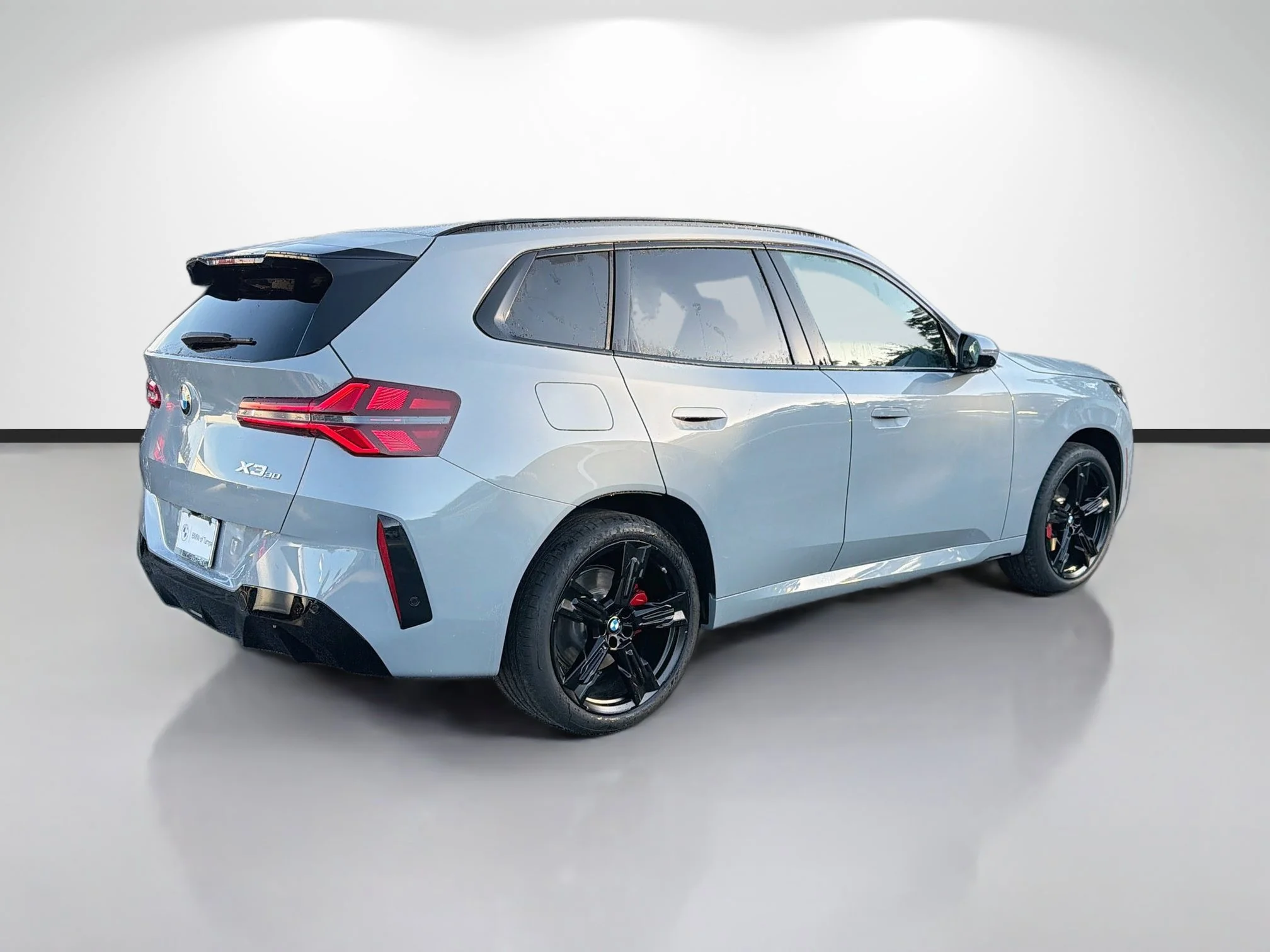 New 2026 Brooklyn Grey Metallic BMW 30 xDrive image 3