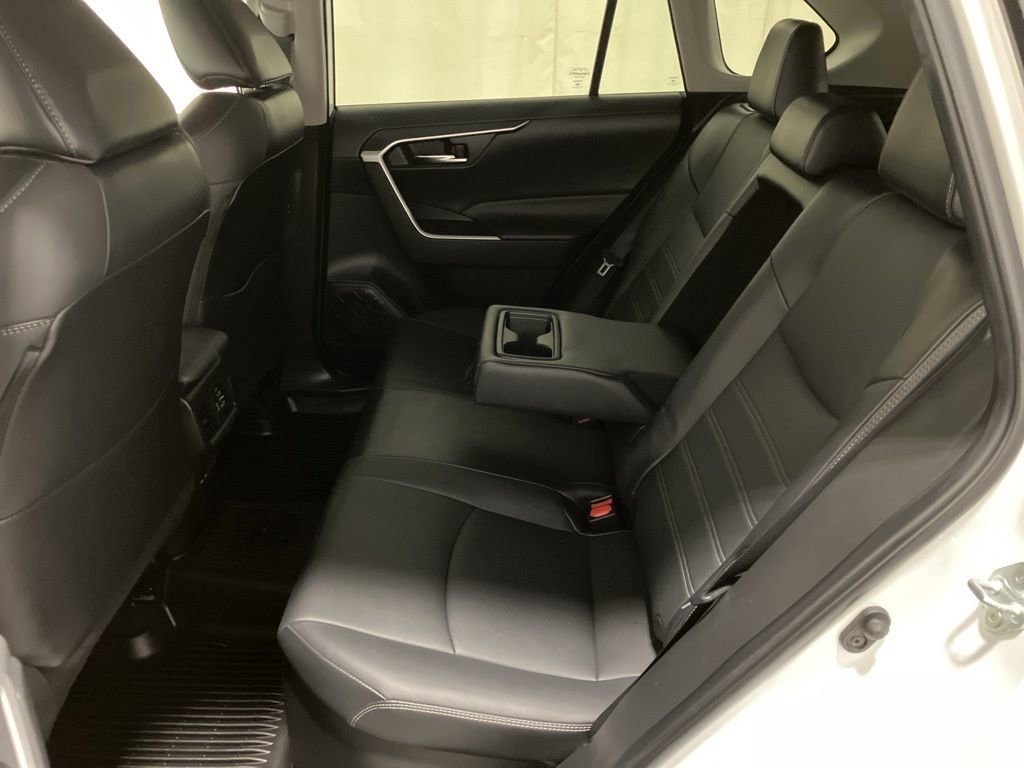 Used 2023 White Toyota Hybrid XLE Premium image 14