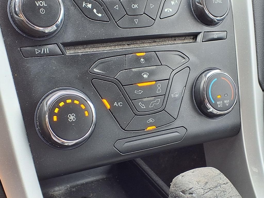 Used 2014 Orange Ford S image 17