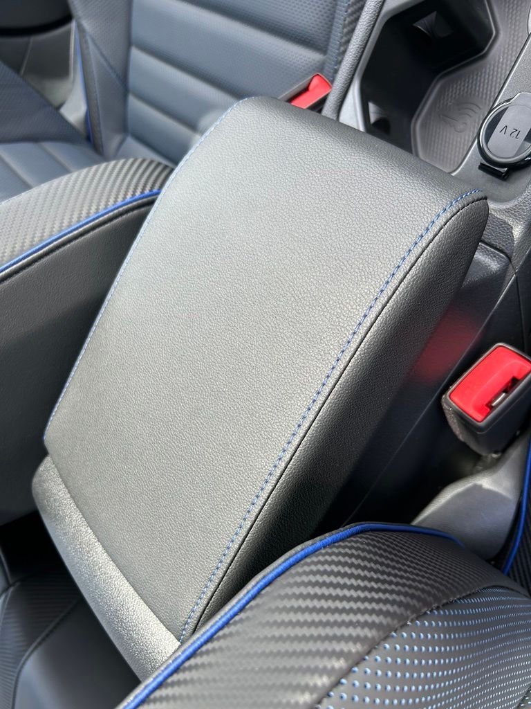 New 2026 Blue Volkswagen 2.0T image 39