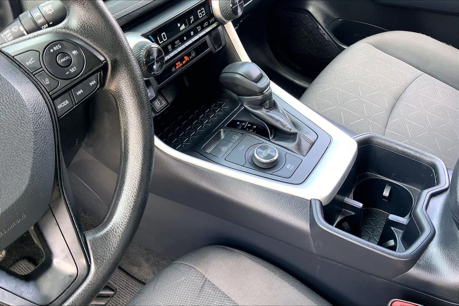 Used 2025 Magnetic Gray Metallic Toyota Hybrid XLE image 16