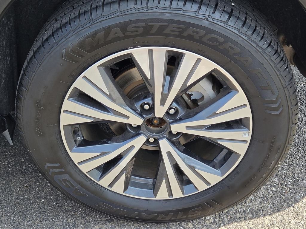Used 2023 Gun Metallic Nissan SV image 43