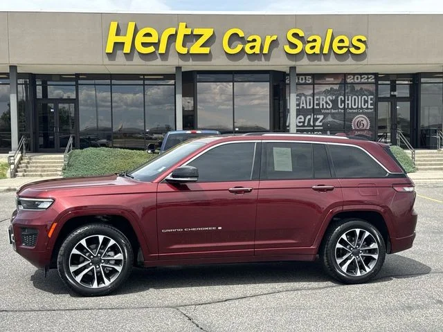 2022 Jeep Grand Cherokee Overland 4x4's photo