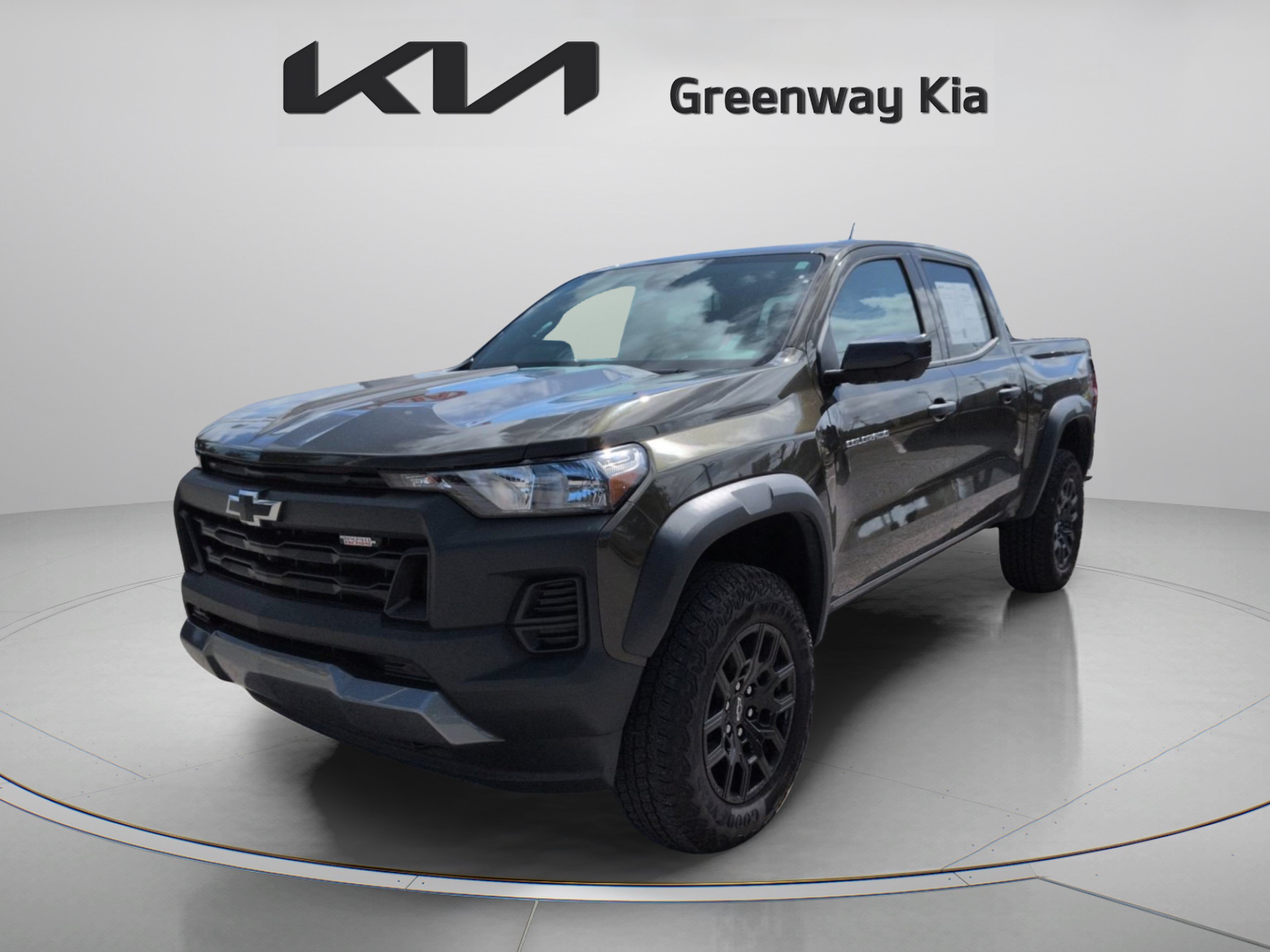 Used 2025 Harvest Bronze Metallic Chevrolet Trail Boss image 10
