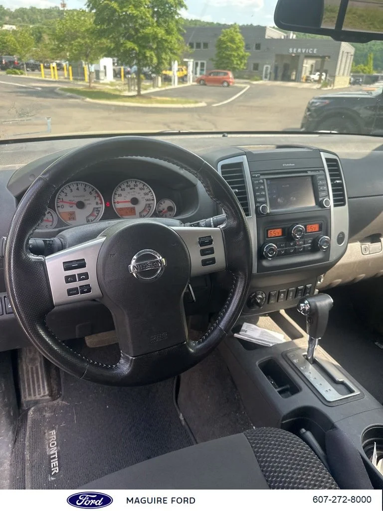 Used 2018 Gray Nissan PRO-4X image 15