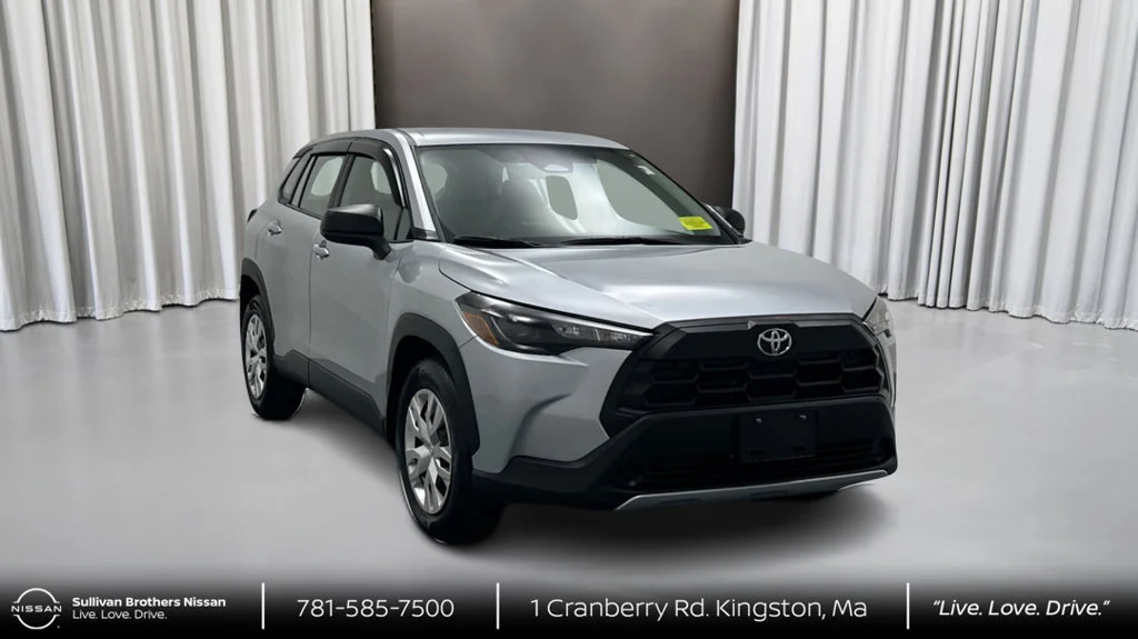 Used 2026 Silver Toyota L image 3