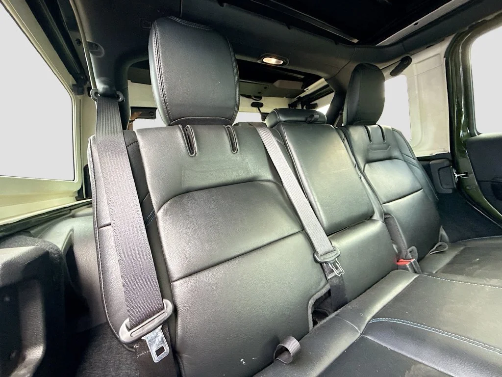 Used 2022 Green Jeep Unlimited Rubicon 4xe image 30