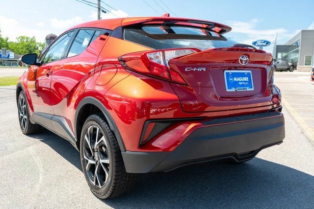 Used 2022 Red Toyota XLE image 8