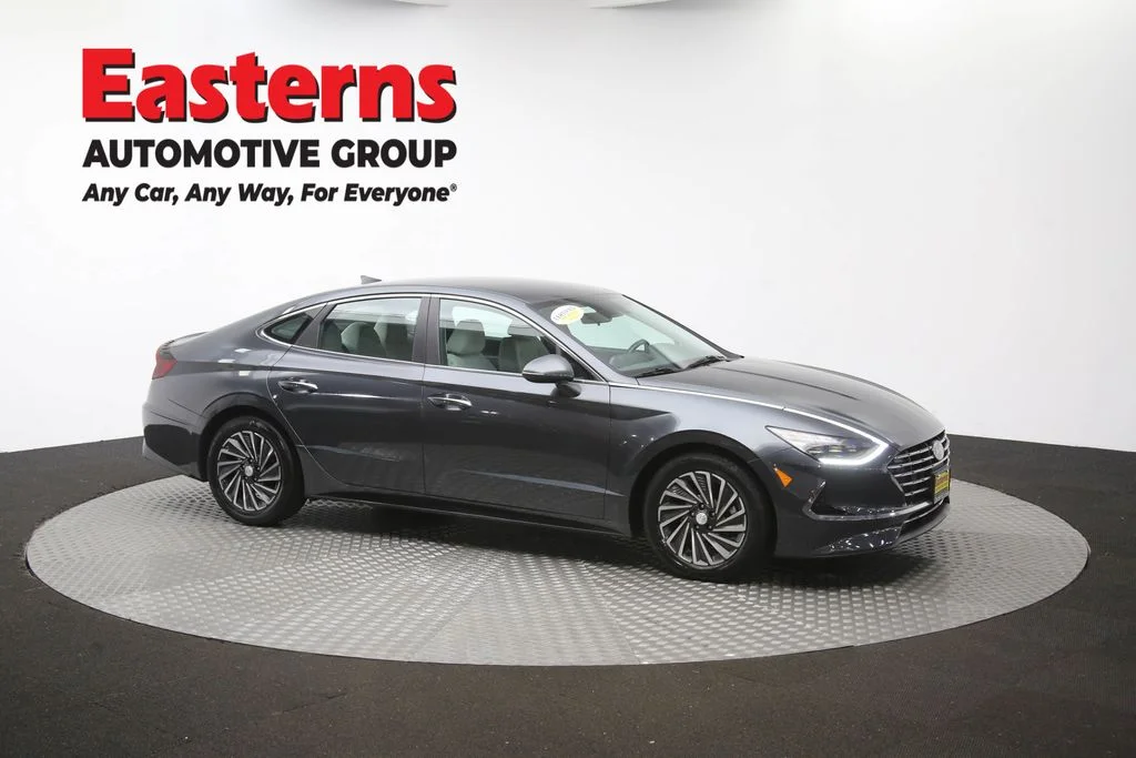 Used 2023 Gray Hyundai SEL image 49