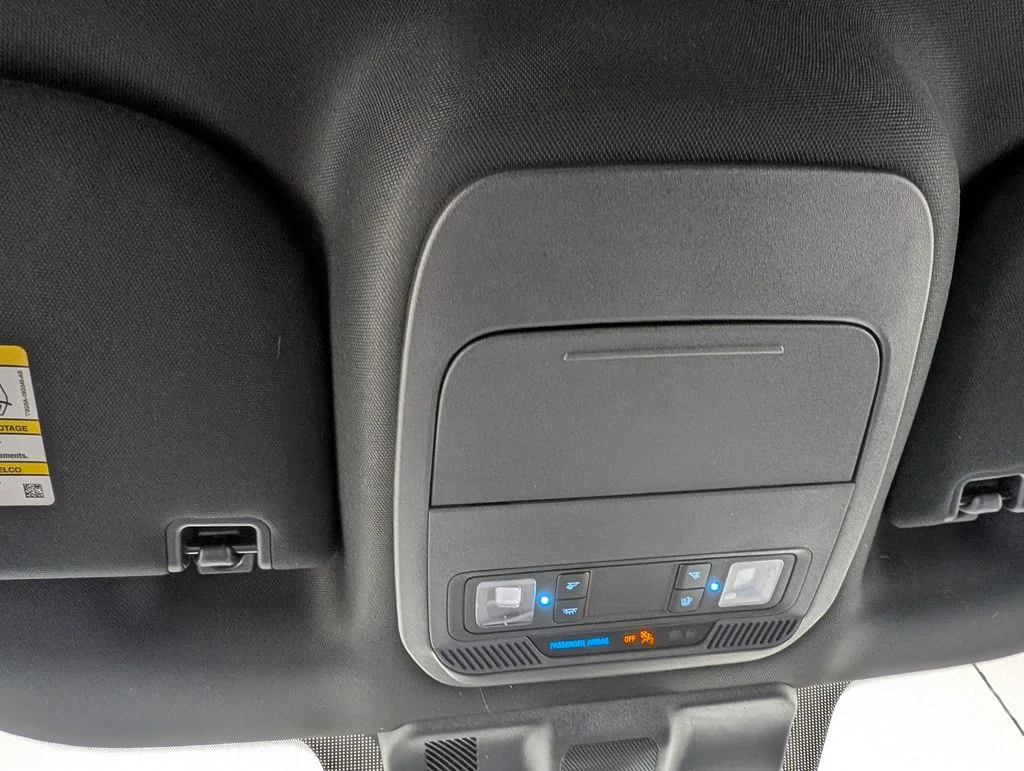 Certified Used 2021 Oxford White Ford XLT image 9