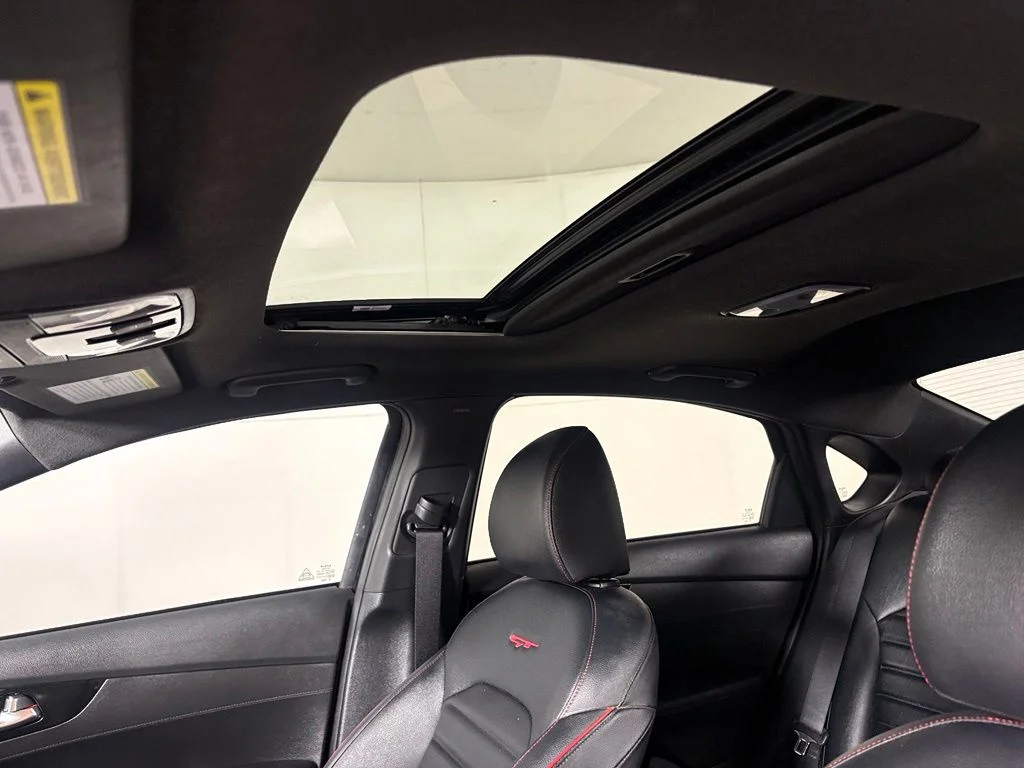 Used 2023 Black Kia GT image 36