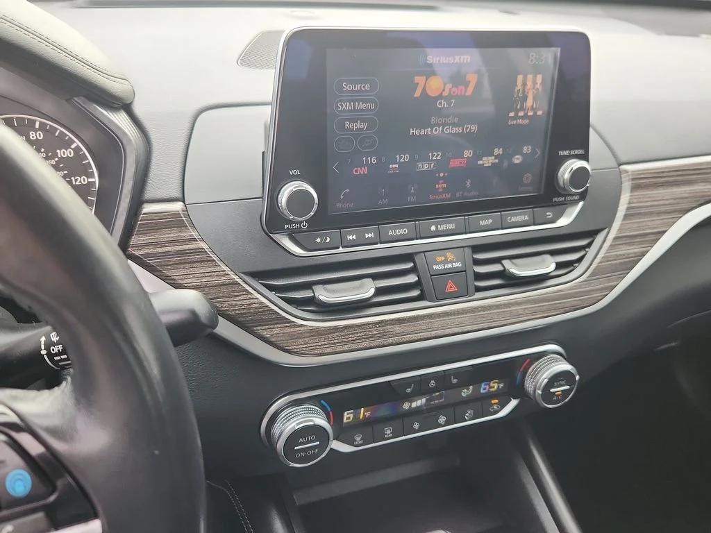 Used 2019 Gray Nissan 2.5 Platinum image 19
